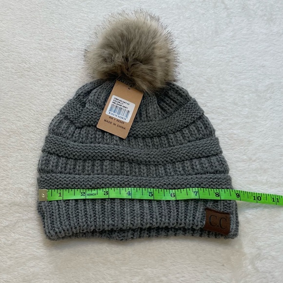 CC Beanie - Picture 6 of 7